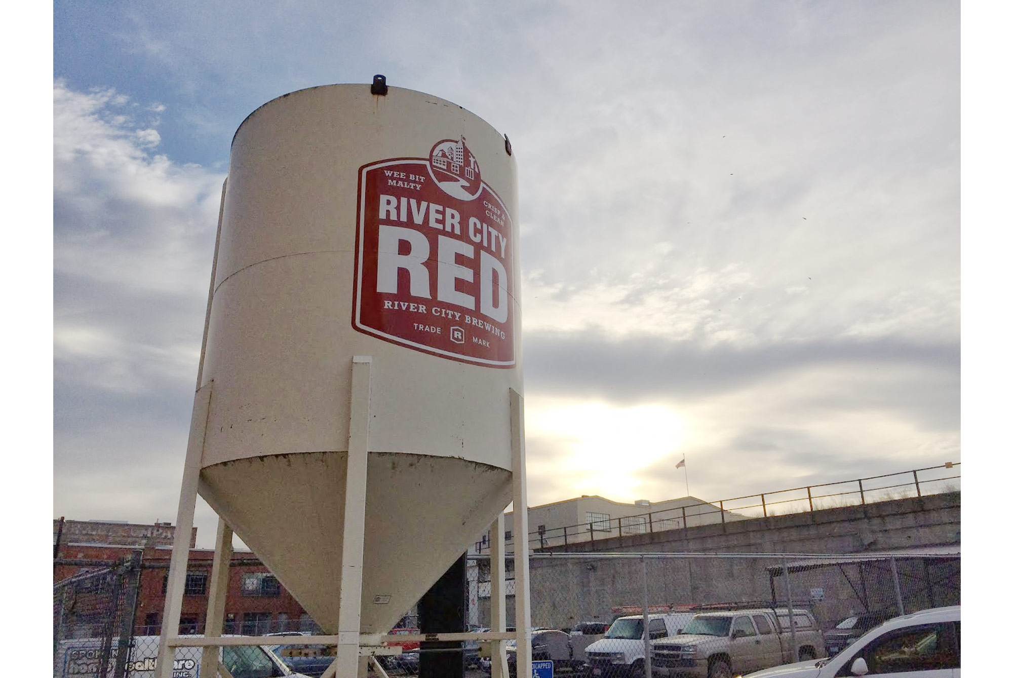 Brand logo design for craft beer company River City Brewing.
